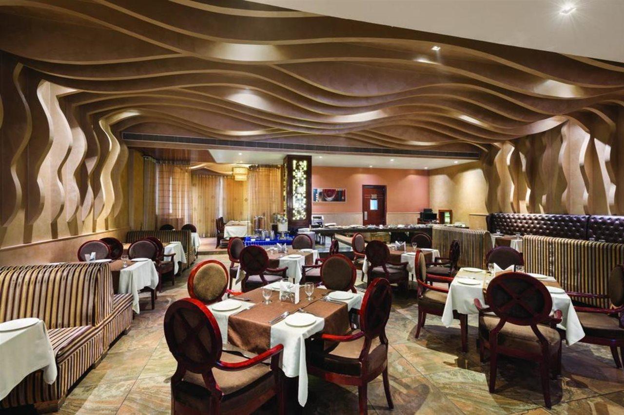 Days Hotel By Wyndham Panipat Exterior photo